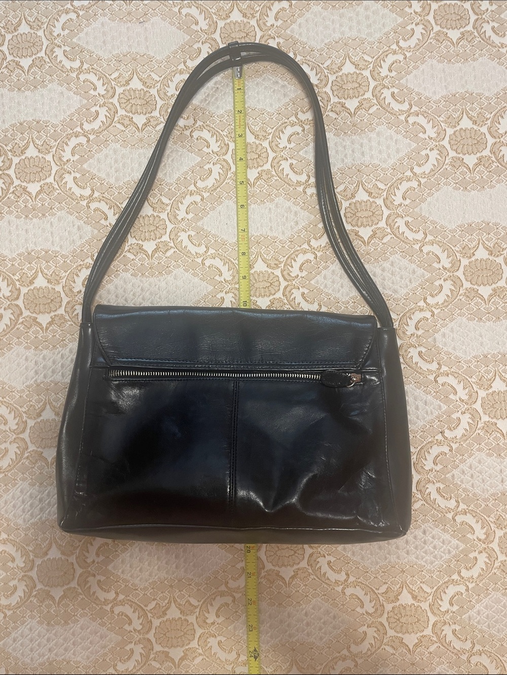 Classic Black Envelope Style Leather Shoulder Bag - Picture 8 of 8